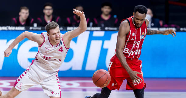 詹姆斯的杰 詹姆斯的杰